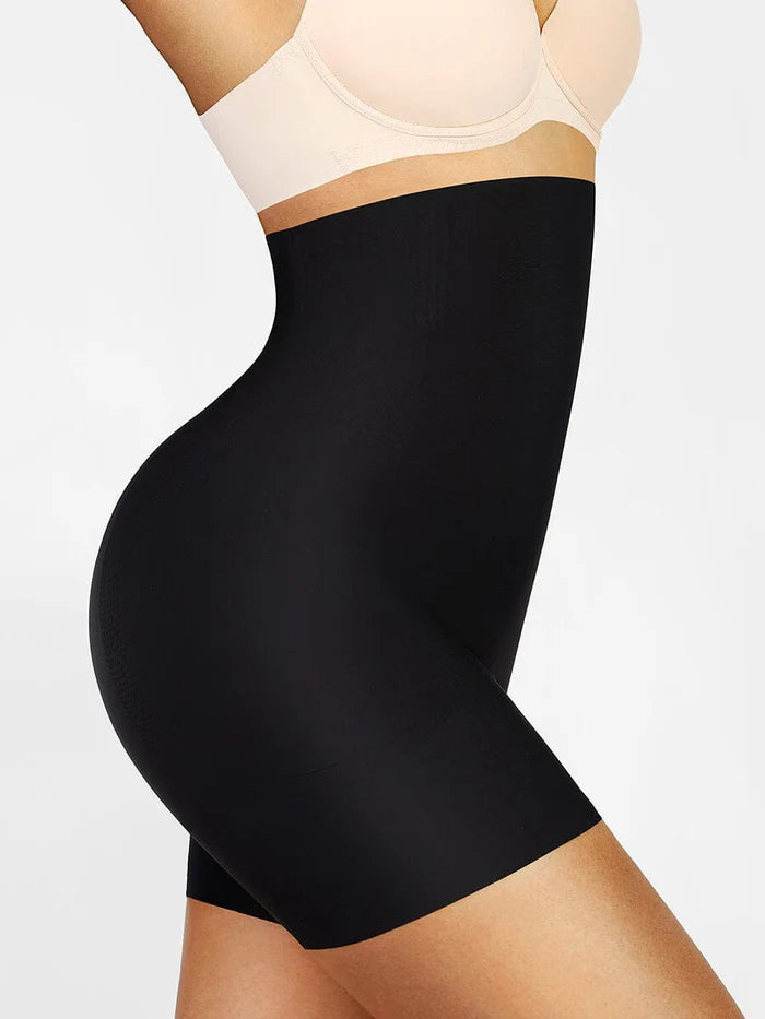 Formé AirCurves™ Shorts